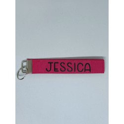 Key chain pink met Naam