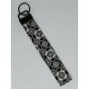 keychain chic black